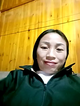 Snapshot of lucybaby00 chatting on 2, 2, 2026 lucybaby00 online show from 2, 2, 2026