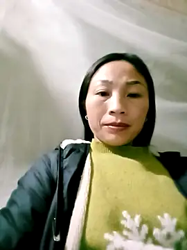 Snapshot of lucybaby00 chatting on 8, 2, 2026 lucybaby00 online show from 8, 2, 2026