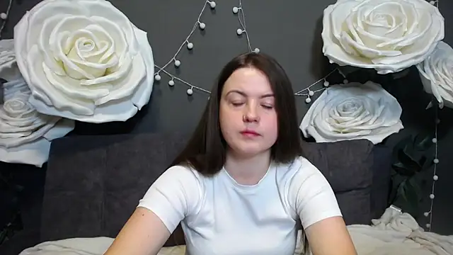 MavkaCute online show from 11, 11, 2025