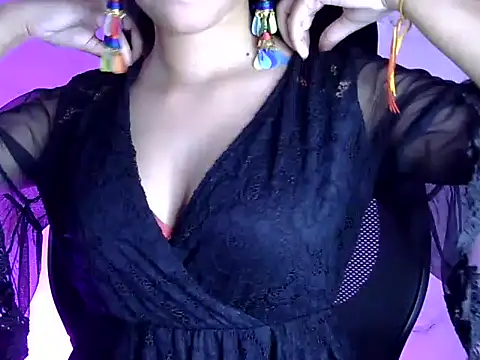 Snapshot of kaira_sharma11 chatting on 13, 2, 2026 kaira sharma11 online show from 13, 2, 2026