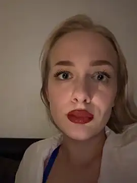 DaryaDoll online show from 21, 11, 2025