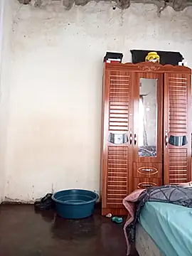 Snapshot of small_D94 chatting on 27, 9, 2025 small D94 online show from 27, 9, 2025