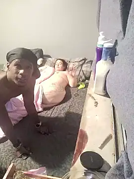 Snapshot of Dick2long87 chatting on 20, 11, 2025 Dick2long87 online show from 20, 11, 2025