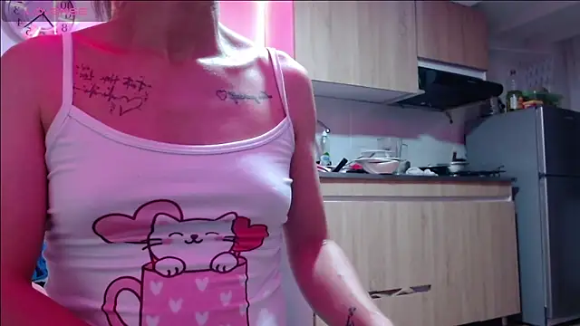 Snapshot of AllysonStonne chatting on 27, 6, 2026 AllysonStonne online show from 27, 6, 2026