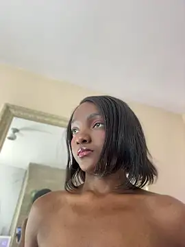 Snapshot of Keirahartz chatting on 1, 5, 2026 Keirahartz online show from 1, 5, 2026