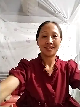 Snapshot of cute_love00 chatting on 26, 9, 2025 cute love00 online show from 26, 9, 2025
