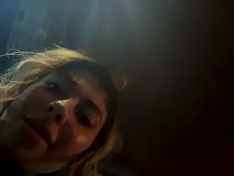 bbgurlnickii online show from 18, 11, 2025