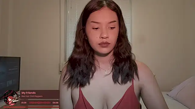Snapshot of gigifontaine__ chatting on 25, 5, 2026 gigifontaine online show from 25, 5, 2026