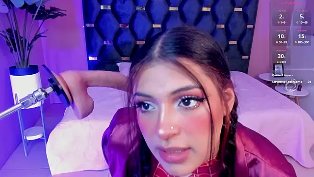 Micki   online show from 13, 11, 2025