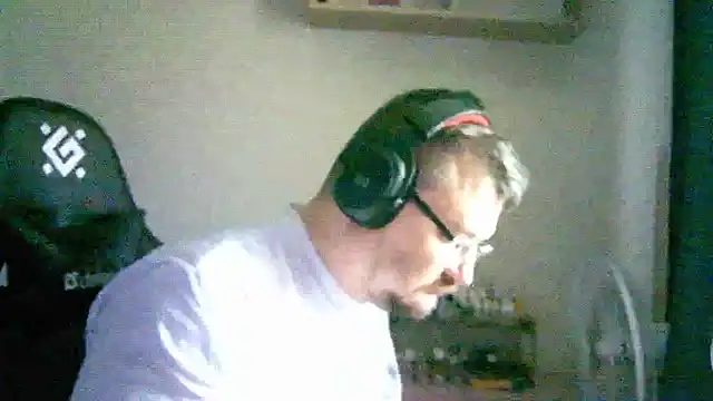 SirAbuser online show from 17, 9, 2025