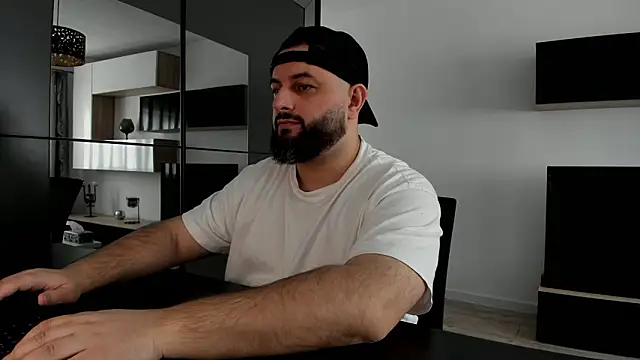 Snapshot of DravenPeak chatting on 4, 3, 2026 DravenPeak online show from 4, 3, 2026