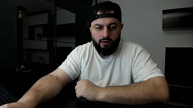 Snapshot of DravenPeak chatting on 6, 3, 2026 DravenPeak online show from 6, 3, 2026