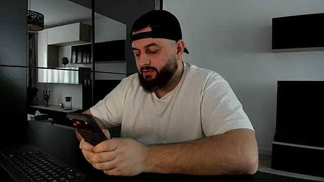 Snapshot of DravenPeak chatting on 7, 3, 2026 DravenPeak online show from 7, 3, 2026