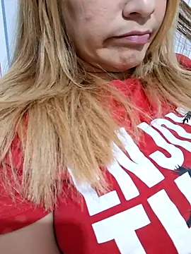 saraferrer151 online show from 7, 1, 2026