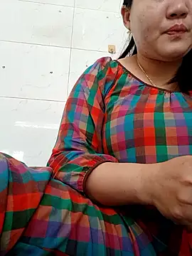  Babyrose  online show from 15, 3, 2026