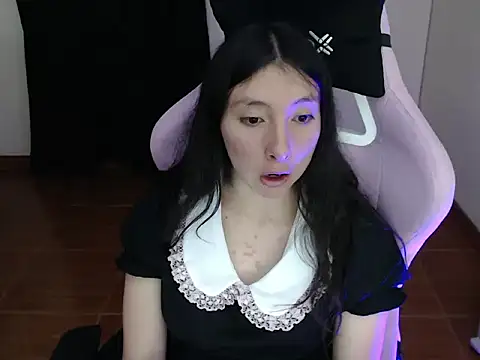 Snapshot of ScarlettShirahoshi chatting on 23, 9, 2025 ScarlettShirahoshi online show from 23, 9, 2025