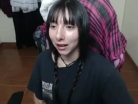 Snapshot of ScarlettShirahoshi chatting on 16, 12, 2025 ScarlettShirahoshi online show from 16, 12, 2025