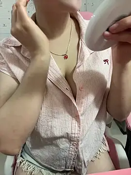 Lissa xinh09 online show from 20, 12, 2025