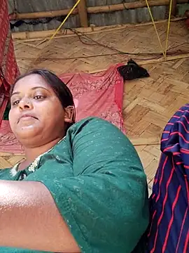 Hot-Show2 online show from 28, 10, 2025