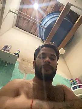 Snapshot of spiderfindom chatting on 9, 7, 2026 spiderfindom online show from 9, 7, 2026