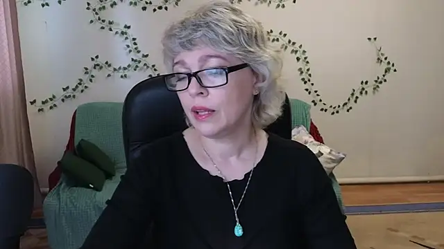 Snapshot of Rosette_Pricky chatting on 5, 6, 2026 Rosette Pricky online show from 5, 6, 2026