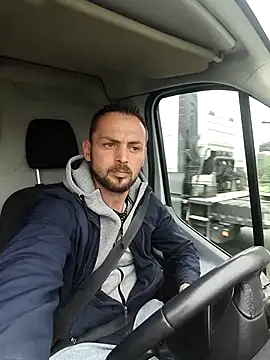 papichulo0099 online show from 25, 3, 2026