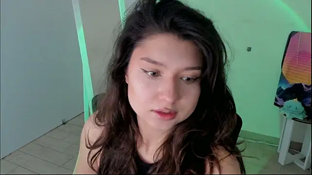 Sandra Curly online show from 3, 12, 2025