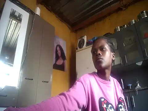 Caramelchick01 online show from 18, 11, 2025