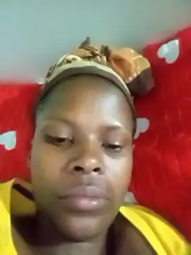 Caramelchick01 online show from 4, 12, 2025