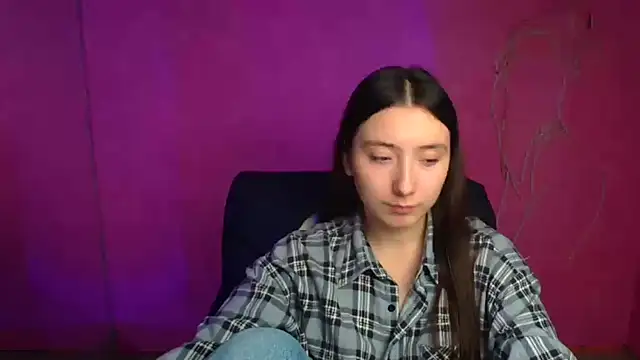 Snapshot of ScarlettVibe_ chatting on 11, 10, 2025 ScarlettVibe online show from 11, 10, 2025