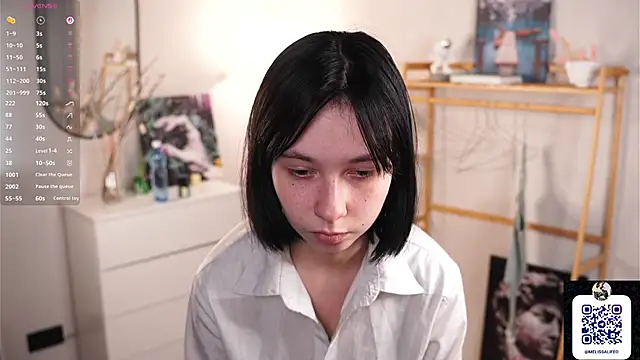 SuzanneHowse online show from 12, 10, 2025