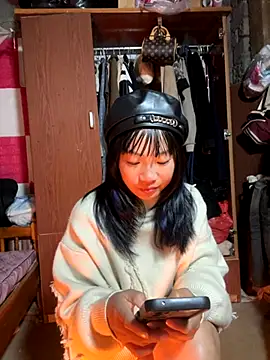 AAANINE22 online show from 20, 10, 2025