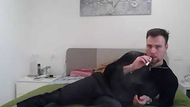 Snapshot of mrlyuis chatting on 9, 2, 2026 mrlyuis online show from 9, 2, 2026