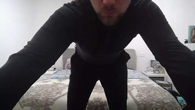 Snapshot of mrlyuis chatting on 11, 2, 2026 mrlyuis online show from 11, 2, 2026