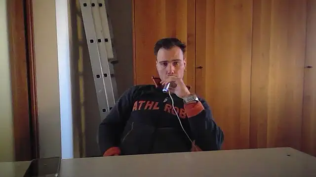 Snapshot of mrlyuis chatting on 17, 2, 2026 mrlyuis online show from 17, 2, 2026