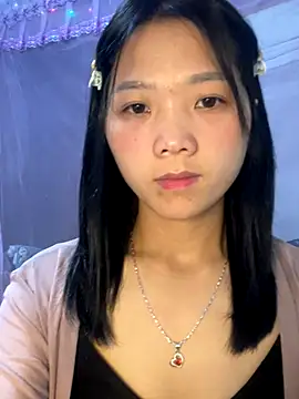 Snapshot of thaoyeuuu chatting on 24, 9, 2025 thaoyeuuu online show from 24, 9, 2025