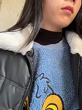 thaoyeuuu online show from 5, 12, 2025