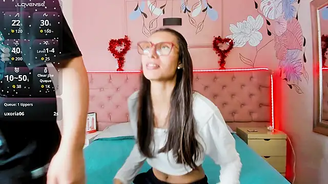 Ethan N Abby online show from 19, 9, 2025