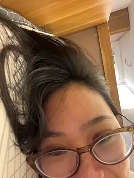 Snapshot of bunny_b4nny chatting on 7, 11, 2025 bunny b4nny online show from 7, 11, 2025