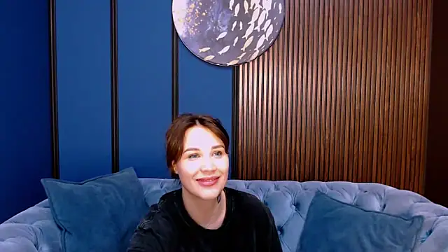 Snapshot of DarcyWilsy chatting on 24, 10, 2025 DarcyWilsy online show from 24, 10, 2025