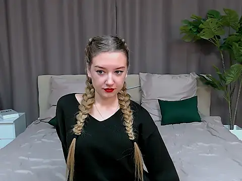 Snapshot of DarcyWilsy chatting on 30, 11, 2025 DarcyWilsy online show from 30, 11, 2025