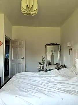 Snapshot of AlyssaAngell chatting on 25, 11, 2025 AlyssaAngell online show from 25, 11, 2025