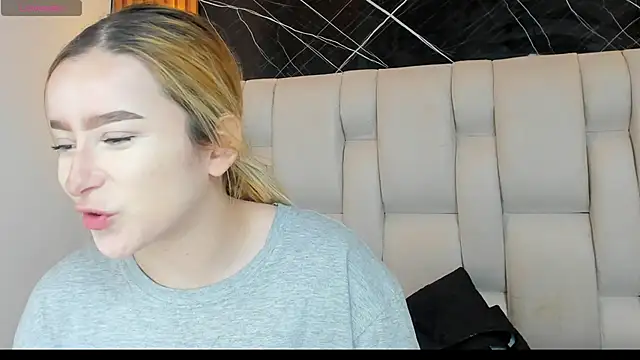 kristal joi dl online show from 12, 11, 2025