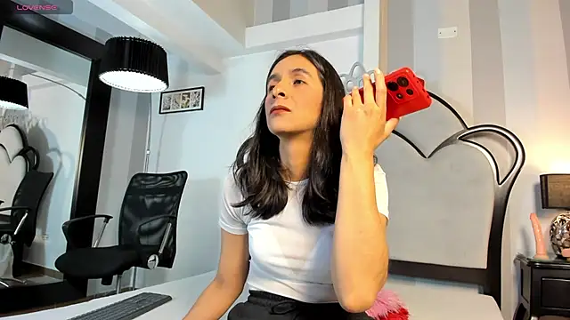 MiaAmore  online show from 30, 7, 2026