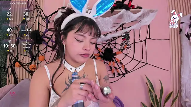 Mia zafir online show from 30, 10, 2025