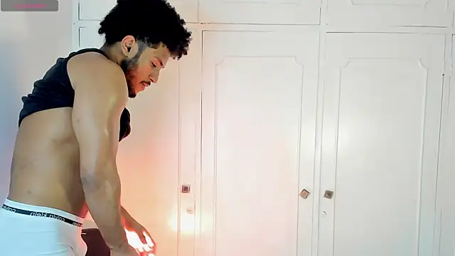 zarek lux online show from 10, 1, 2026