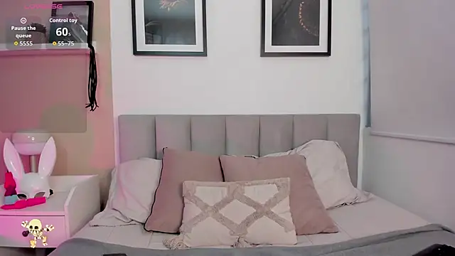 Snapshot of Angel_Blck chatting on 5, 11, 2025 Angel Blck online show from 5, 11, 2025