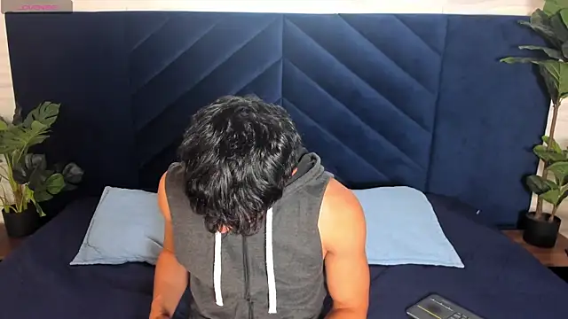 AustinJones  online show from 17, 1, 2026