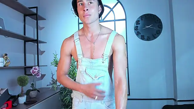 AustinJones  online show from 23, 2, 2026