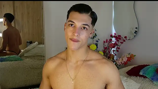 Snapshot of Troye_Williams chatting on 11, 7, 2026 Troye Williams online show from 11, 7, 2026